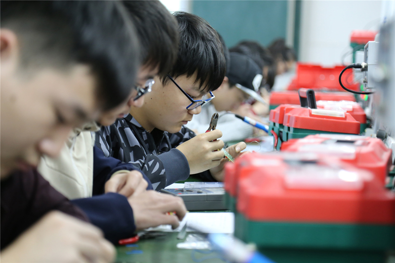 电子实训.jpg