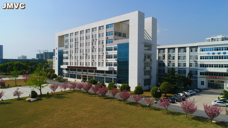 校园鸟瞰1.jpg
