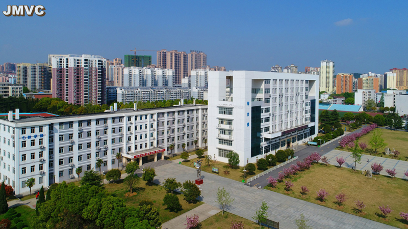 校园鸟瞰2.jpg