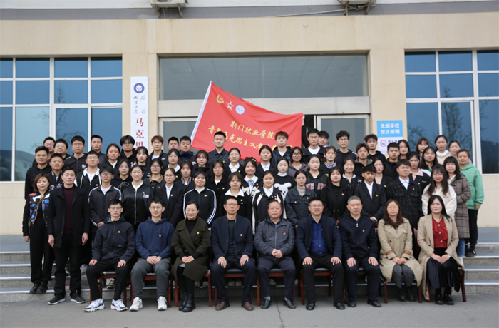 图片8.png 图片8.png