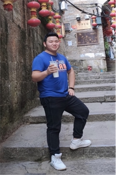 付煜.png 付煜.png