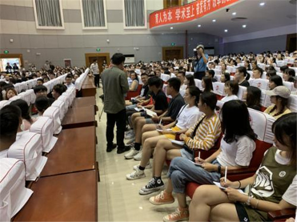 图片2.jpg 图片2.jpg